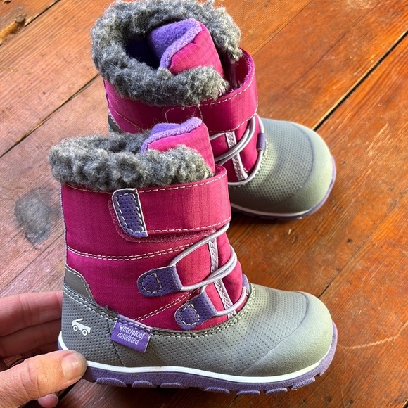 See Kai Run Gilman Waterproof Insulated Boot - Picture 1 of 6